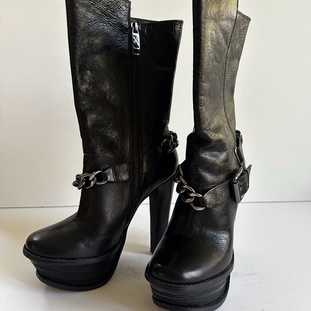 Lisa for Donald Pliner Lauren Black Leather Boots Size 8